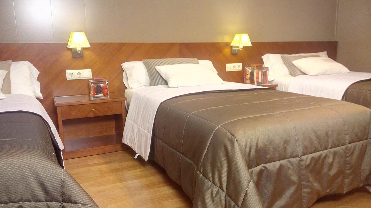 Hotel Avenida Рекена Екстериор снимка