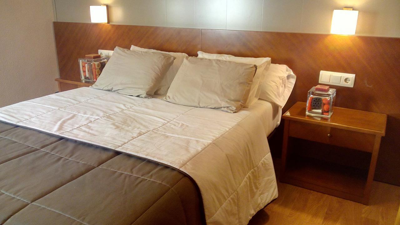 Hotel Avenida Рекена Екстериор снимка